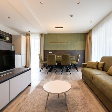 Sambock Quarter Pustrabase Apartment Brunico Exterior foto