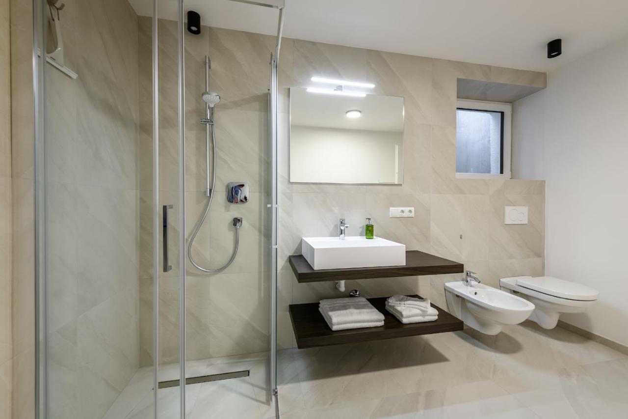 Sambock Quarter Pustrabase Apartment Brunico Exterior foto