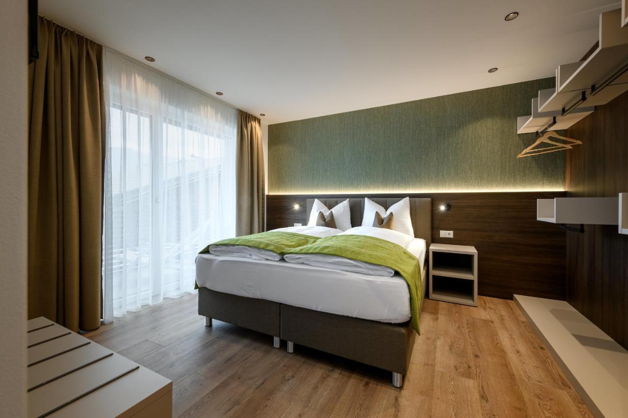 Sambock Quarter Pustrabase Apartment Brunico Exterior foto